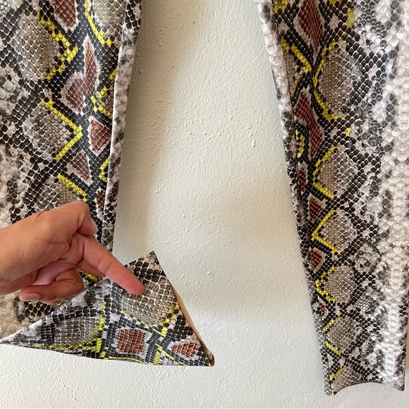 COMMANDO faux leather Animal Print Perfect Control Legging snakeskin size L NWT - Picture 7 of 13